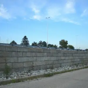 Structural retaining wall