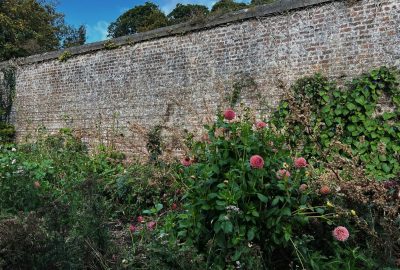 Garden retaining wall