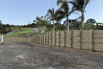 Timber retaining wall